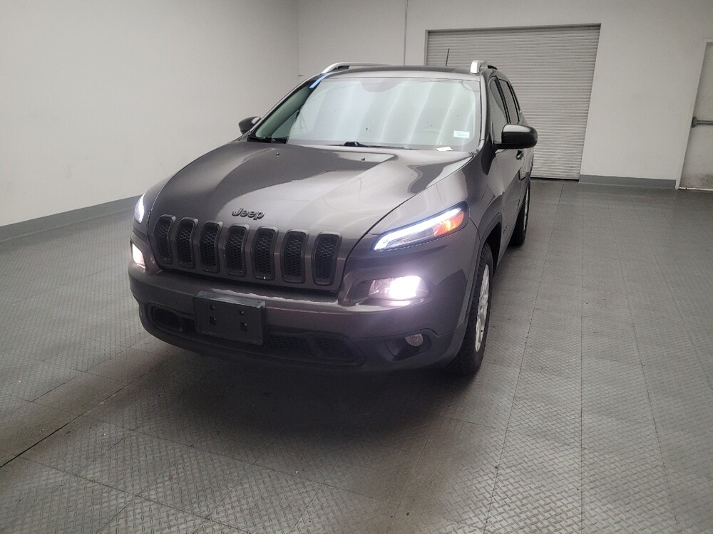 2014 Jeep Cherokee in Riverside, CA 92504 - 18130855 15