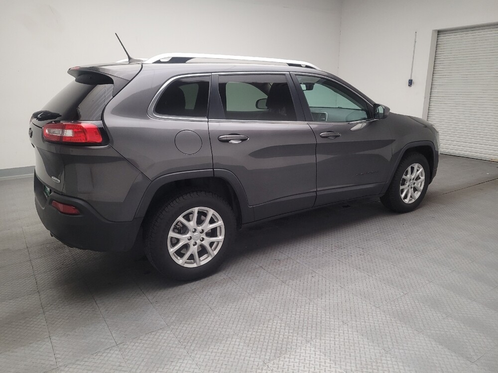 2014 Jeep Cherokee in Riverside, CA 92504 - 18130855 10