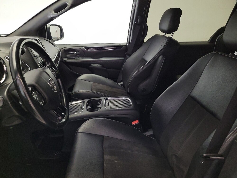 2020 Dodge Grand Caravan in Torrance, CA 90504 - 18130862 17