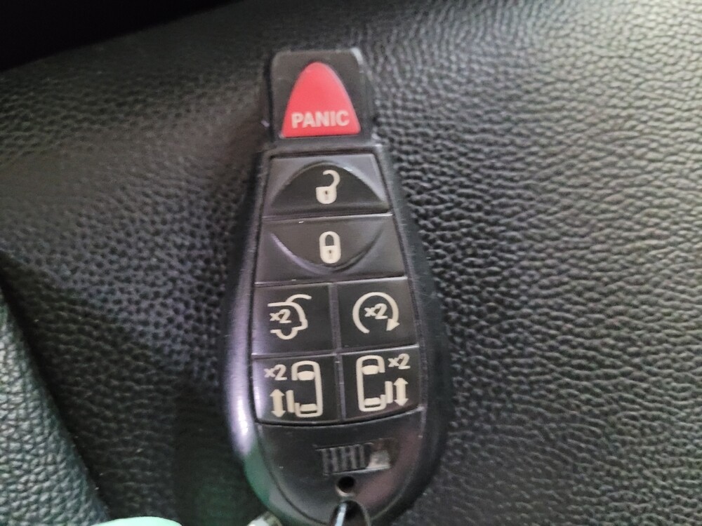 2020 Dodge Grand Caravan in Torrance, CA 90504 - 18130862 32