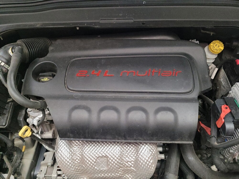 2016 Jeep Renegade in Riverside, CA 92504 - 18130863 30