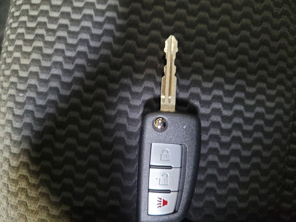 2021 Nissan Rogue Sport in Montclair, CA 91763 - 18130865 32