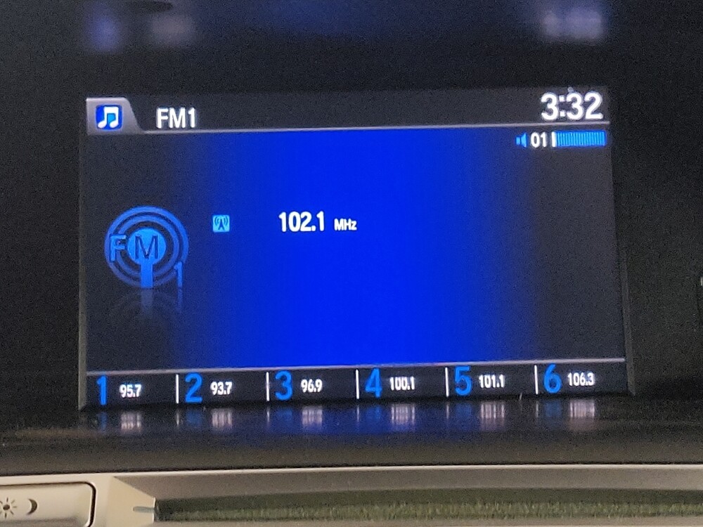 2017 Honda Accord in Marietta, GA 30062 - 18130888 25