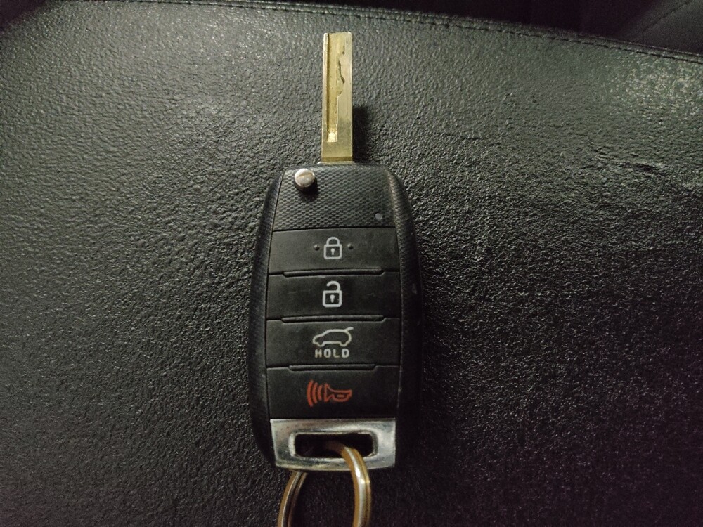 2018 Kia Sorento in Union City, GA 30291 - 18130890 32