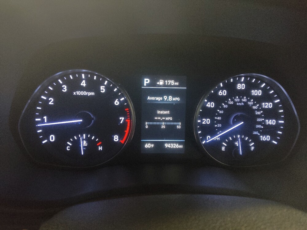 2018 Hyundai Elantra in Pelham, AL 35124 - 18130892 23