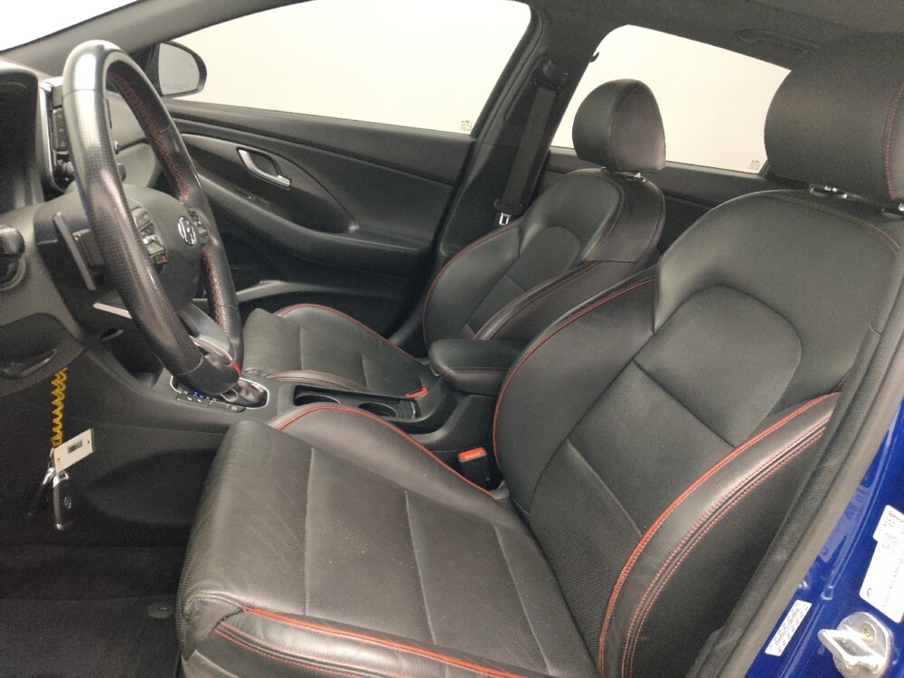 2018 Hyundai Elantra in Pelham, AL 35124 - 18130892 17