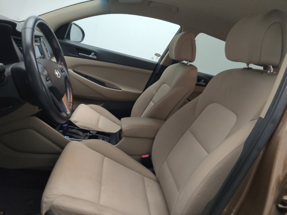 2016 Hyundai Tucson in Chattanooga, TN 37421 - 18130893 17