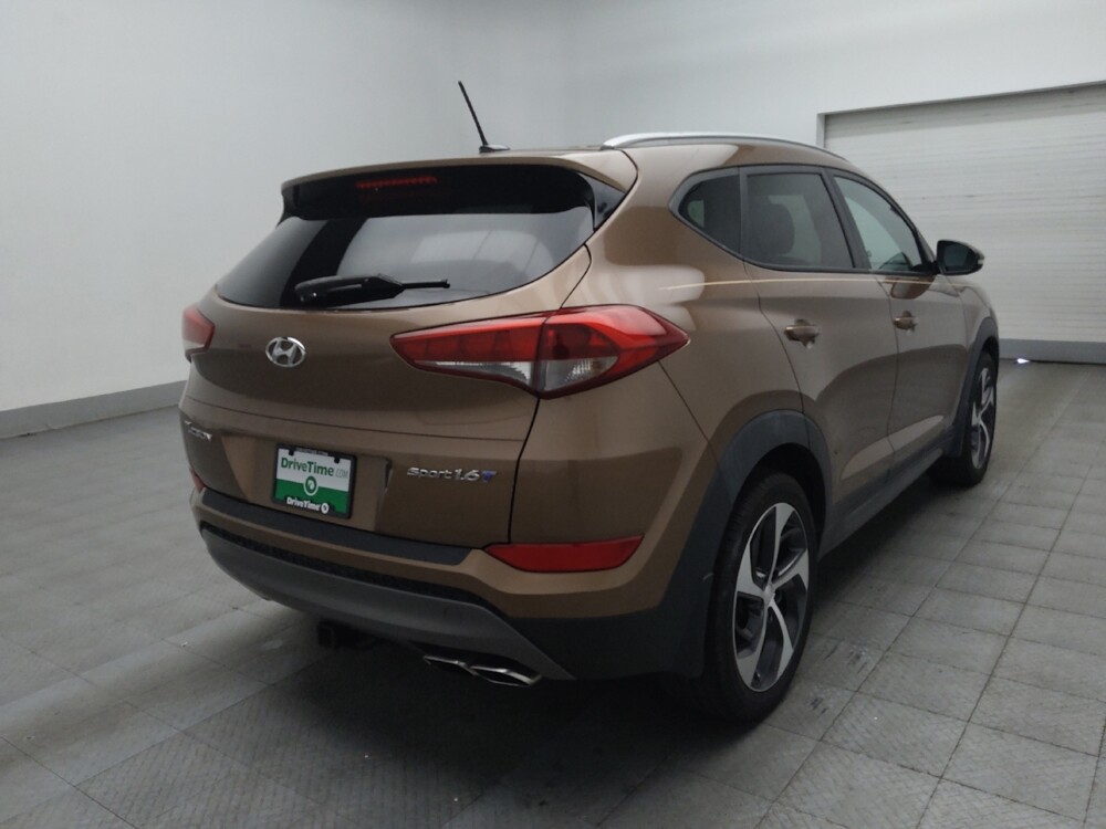 2016 Hyundai Tucson in Chattanooga, TN 37421 - 18130893 9