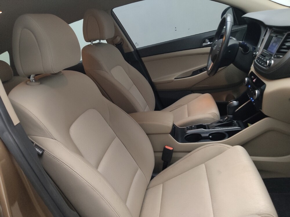 2016 Hyundai Tucson in Chattanooga, TN 37421 - 18130893 21