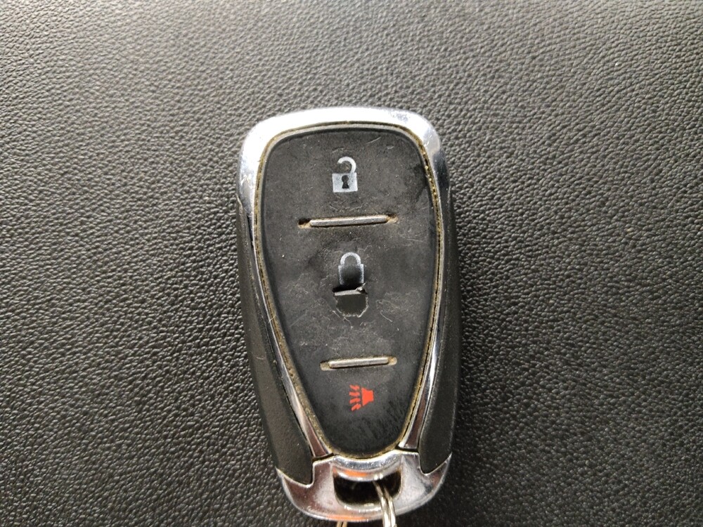 2018 Chevrolet Equinox in Knoxville, TN 37923 - 18130902 32