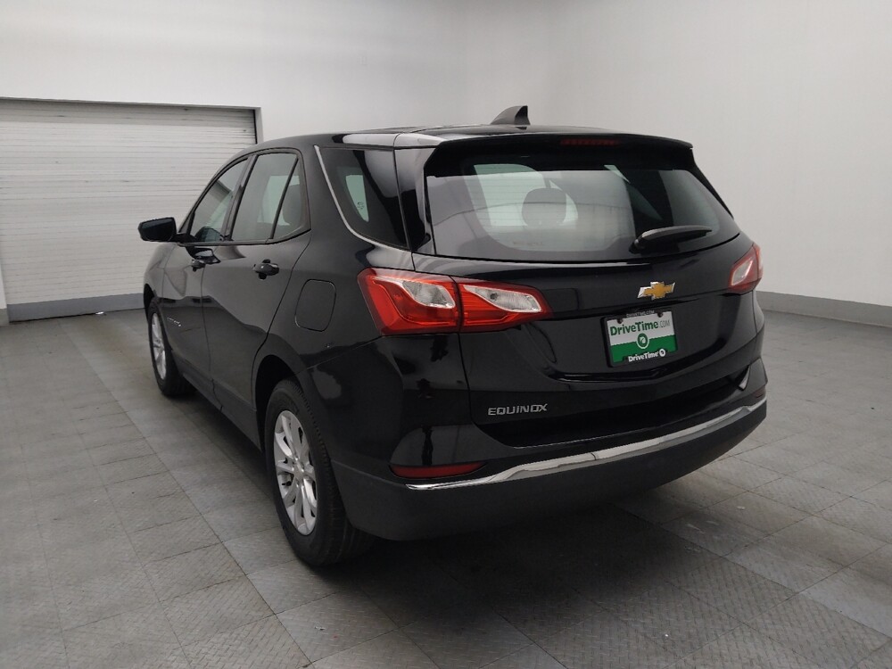 2018 Chevrolet Equinox in Knoxville, TN 37923 - 18130902 5