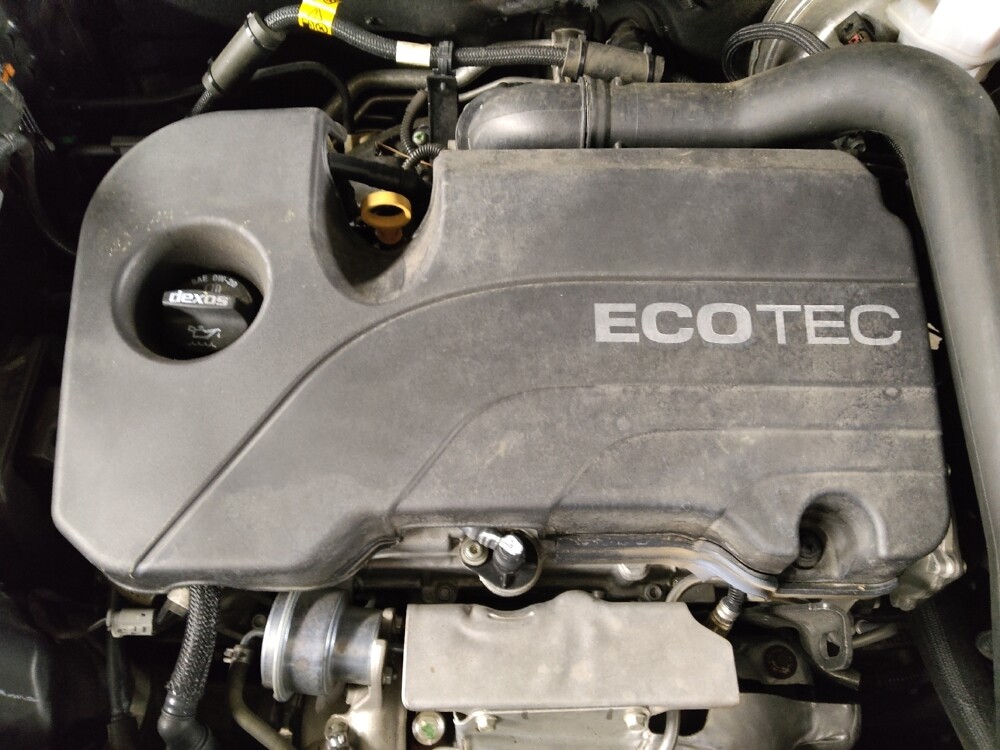 2018 Chevrolet Equinox in Knoxville, TN 37923 - 18130902 30