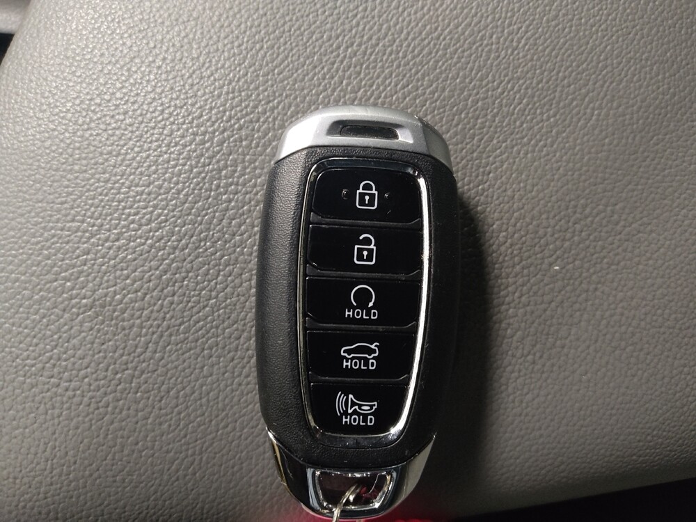 2023 Hyundai Elantra in Knoxville, TN 37923 - 18130917 32