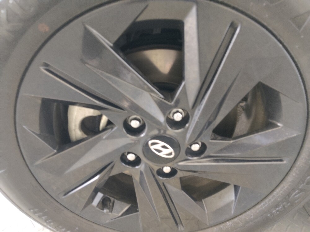 2023 Hyundai Elantra in Knoxville, TN 37923 - 18130917 31