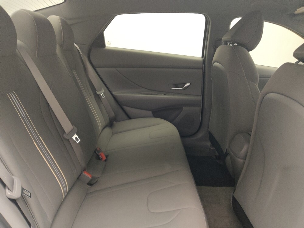 2023 Hyundai Elantra in Knoxville, TN 37923 - 18130917 19