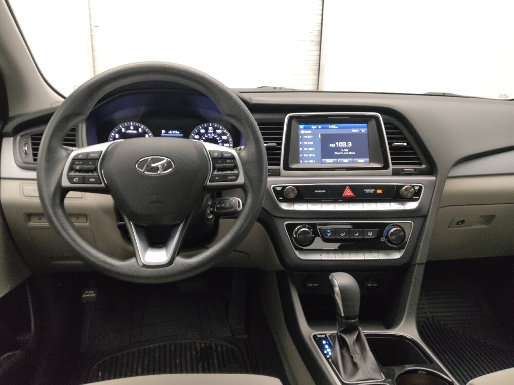 2019 Hyundai Sonata in Union City, GA 30291 - 18130920 22