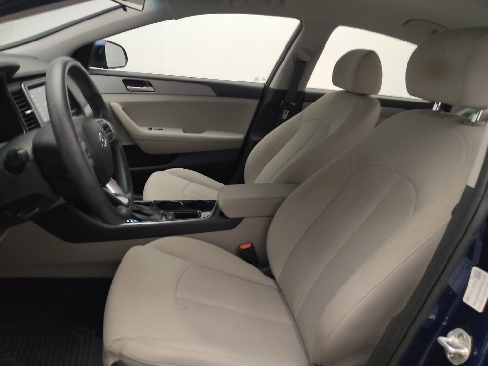 2019 Hyundai Sonata in Union City, GA 30291 - 18130920 17