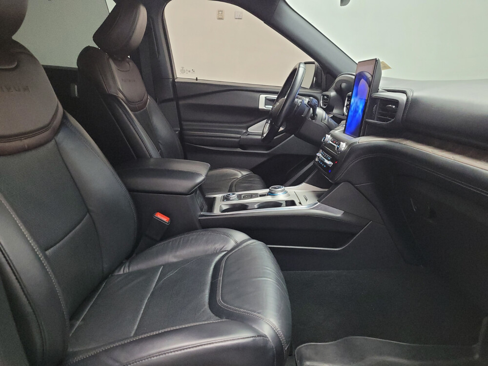 2020 Ford Explorer in Lubbock, TX 79424 - 18130921 21