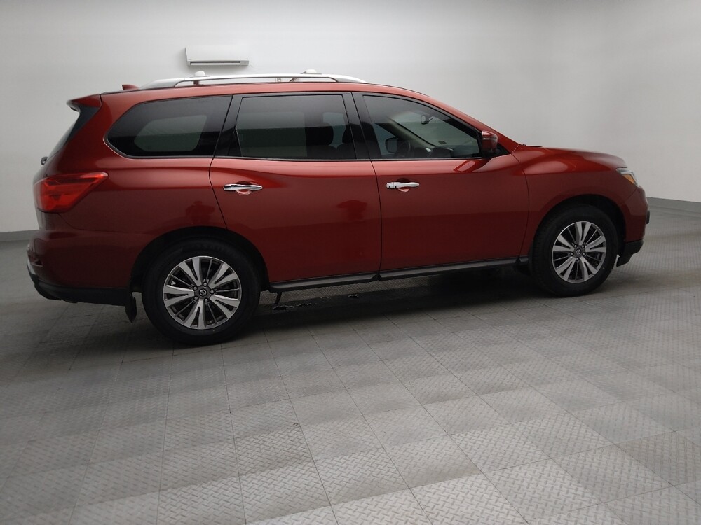 2019 Nissan Pathfinder in Fort Worth, TX 76116 - 18130923 10