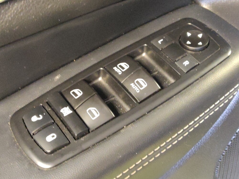 2021 Jeep Grand Cherokee in Houston, TX 77060 - 18130924 27