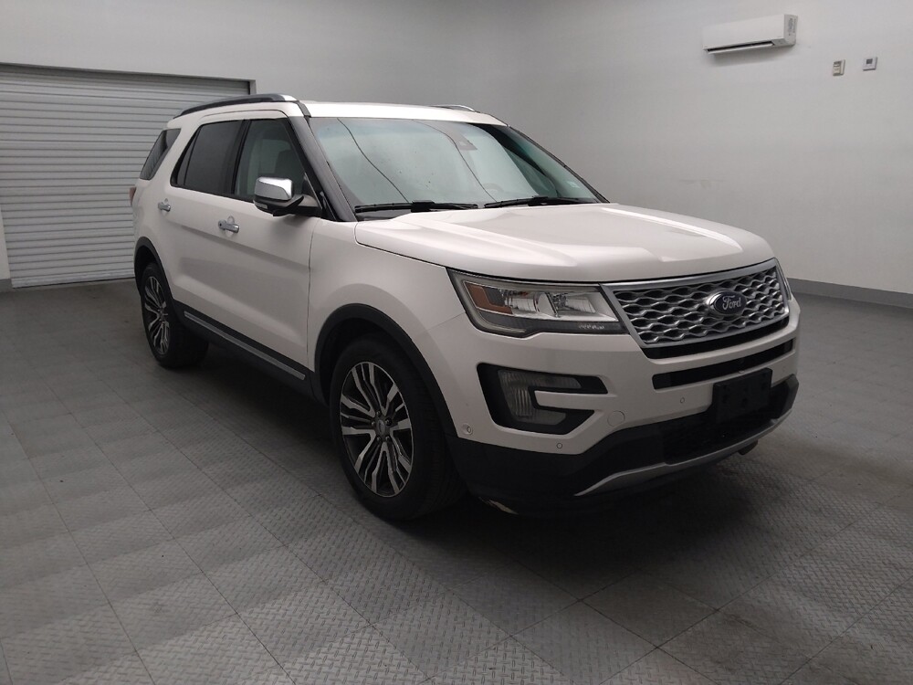 2017 Ford Explorer in Fort Worth, TX 76116 - 18130925 13