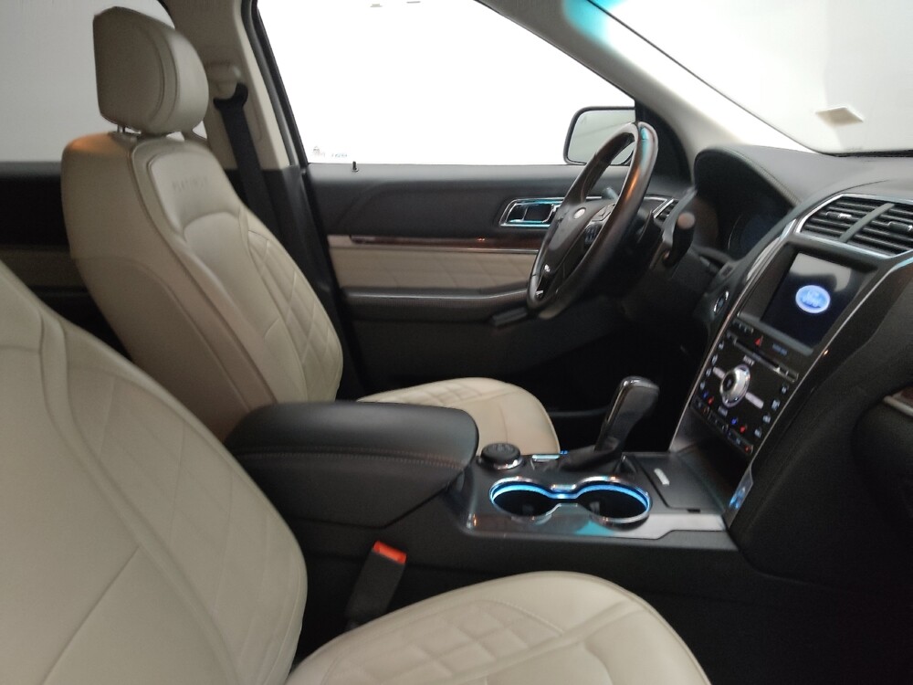 2017 Ford Explorer in Fort Worth, TX 76116 - 18130925 21
