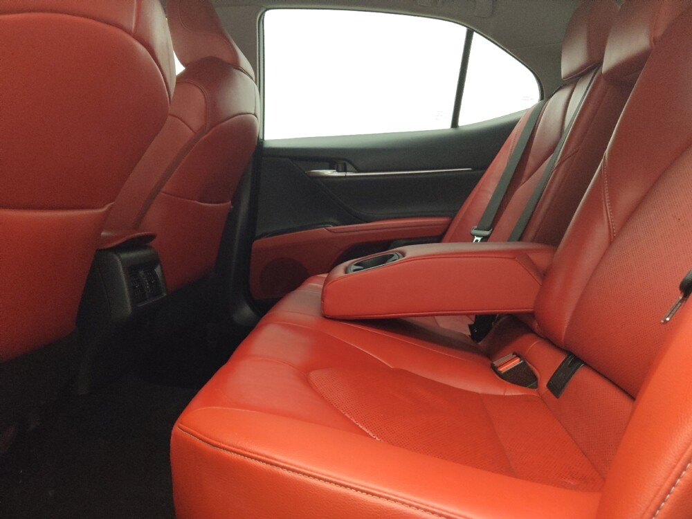 2018 Toyota Camry in Arlington, TX 76011 - 18130937 18