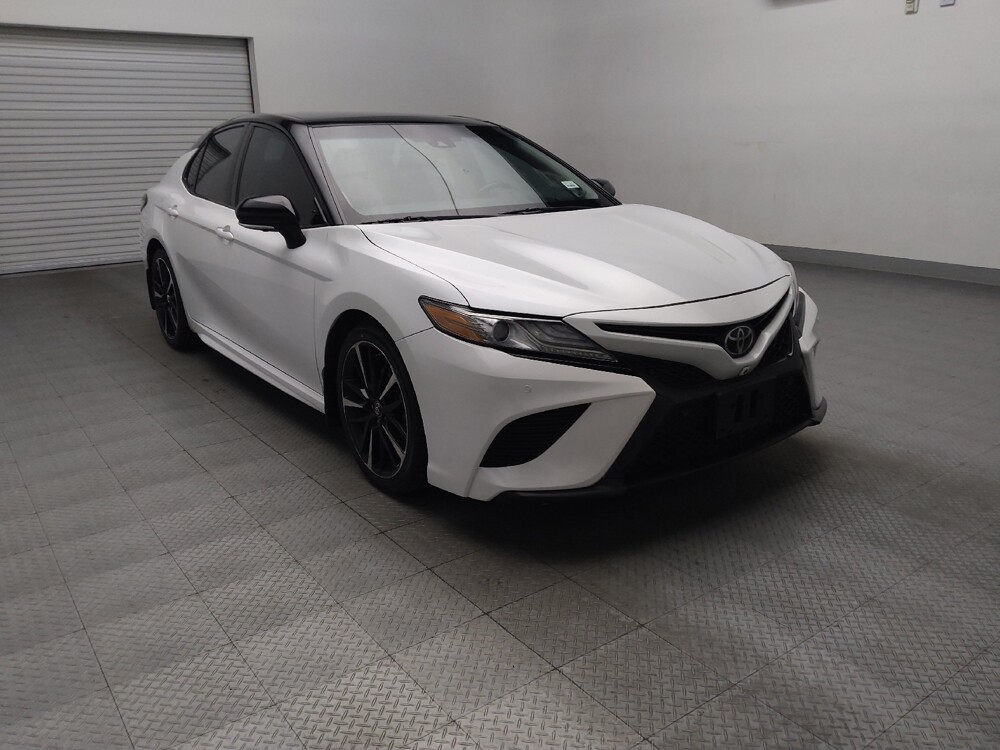 2018 Toyota Camry in Arlington, TX 76011 - 18130937 13