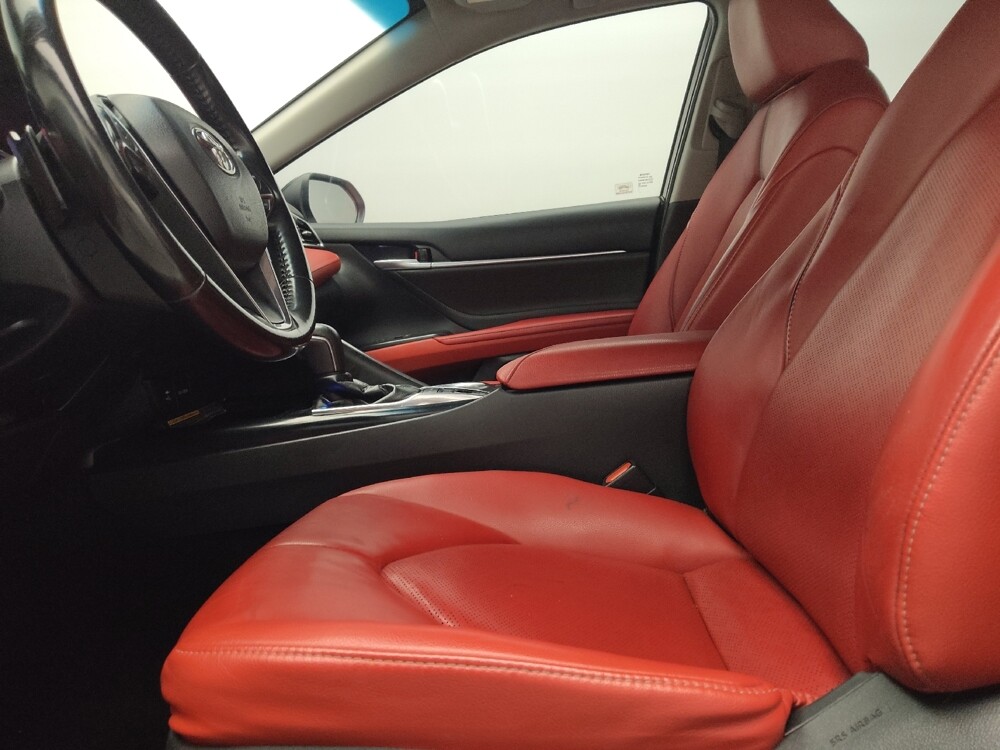 2018 Toyota Camry in Arlington, TX 76011 - 18130937 17