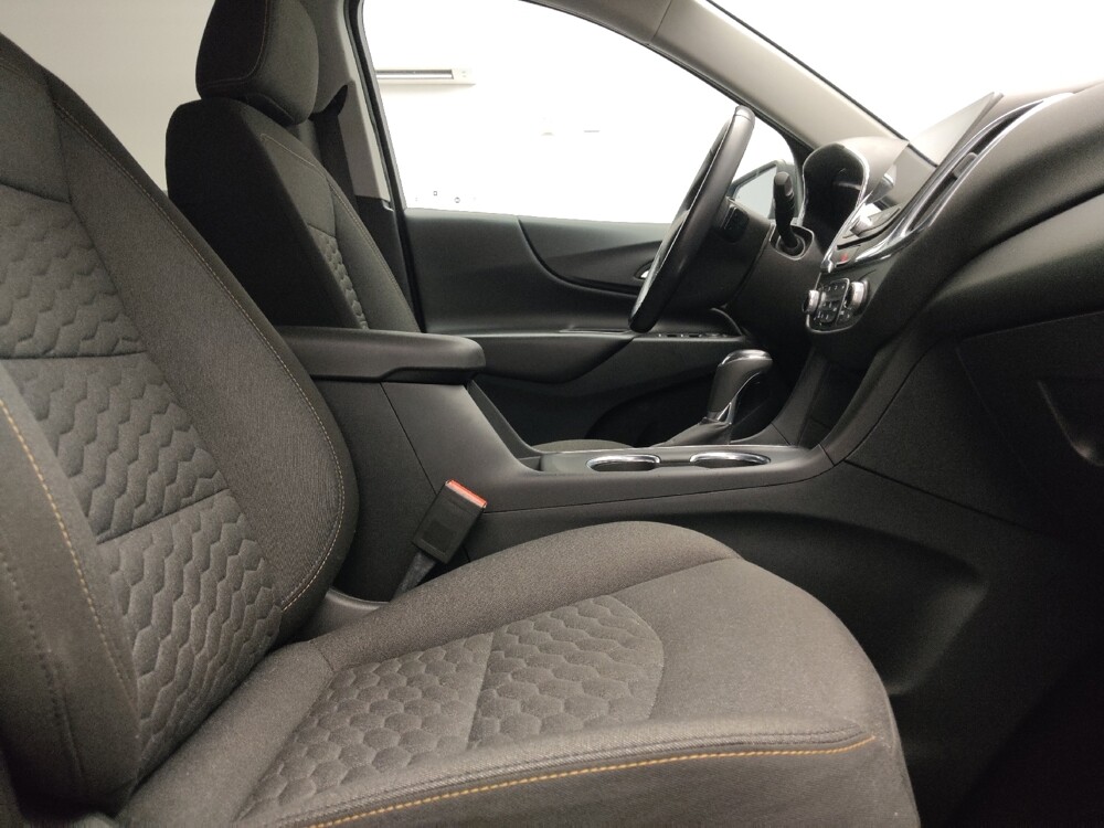 2020 Chevrolet Equinox in Lubbock, TX 79424 - 18130942 21