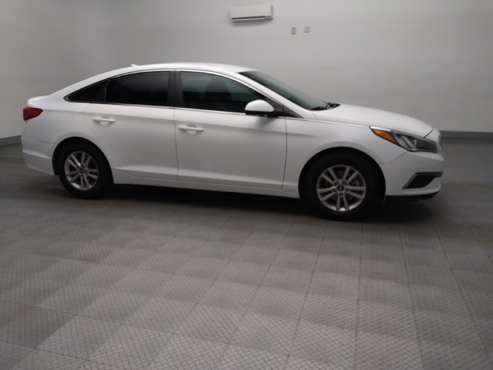 2017 Hyundai Sonata in Plano, TX 75074 - 18130943 11