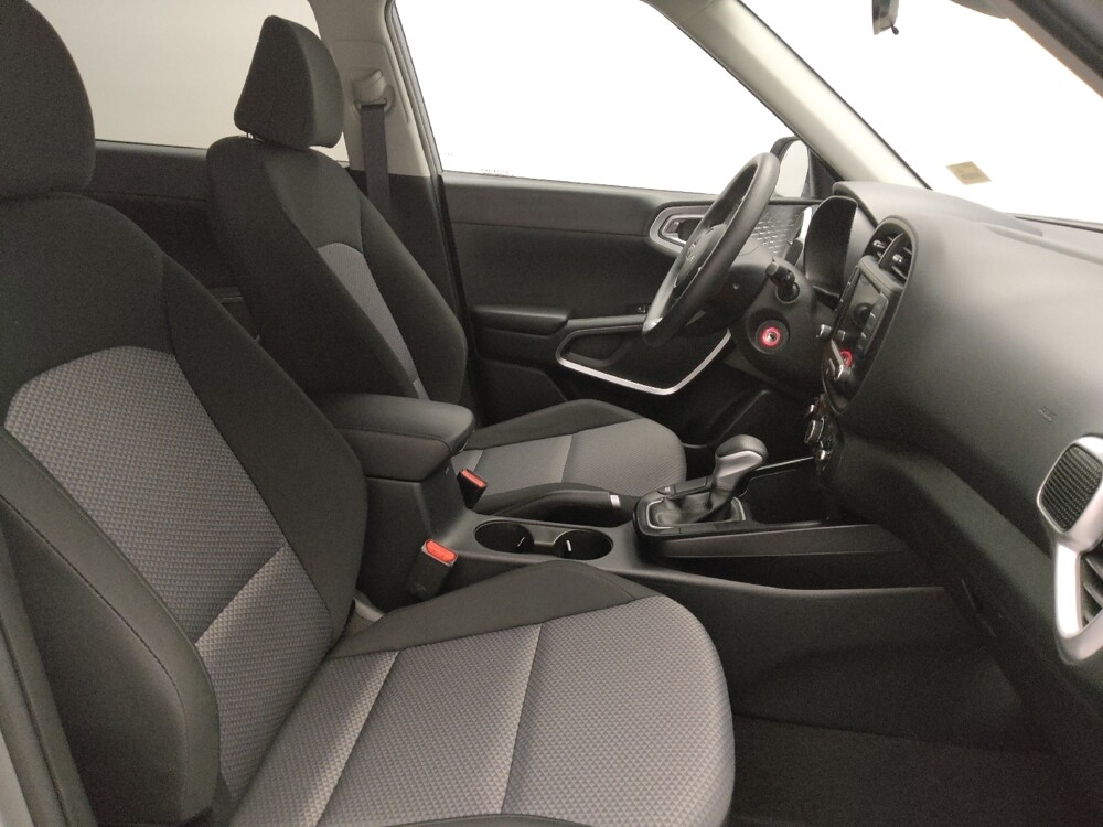 2025 Kia Soul in Fort Worth, TX 76116 - 18130945 21