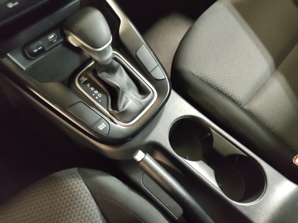 2025 Kia Soul in Fort Worth, TX 76116 - 18130945 26