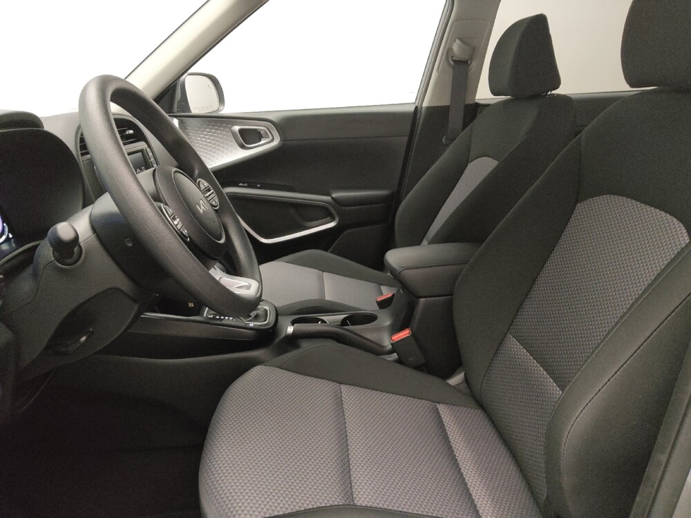 2025 Kia Soul in Fort Worth, TX 76116 - 18130945 17