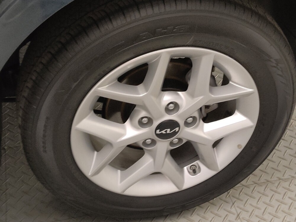 2025 Kia Soul in Fort Worth, TX 76116 - 18130946 31