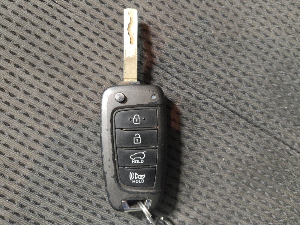 2019 Hyundai Santa Fe in Arlington, TX 76011 - 18130951 32