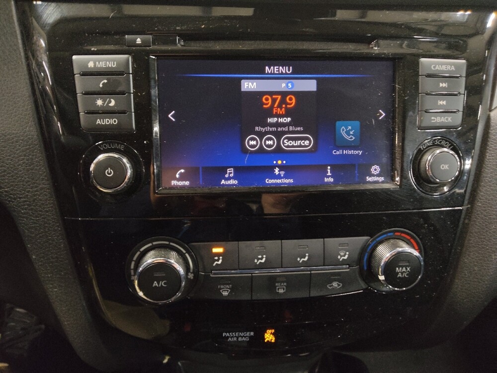 2021 Nissan Rogue Sport in Fort Worth, TX 76116 - 18130952 25