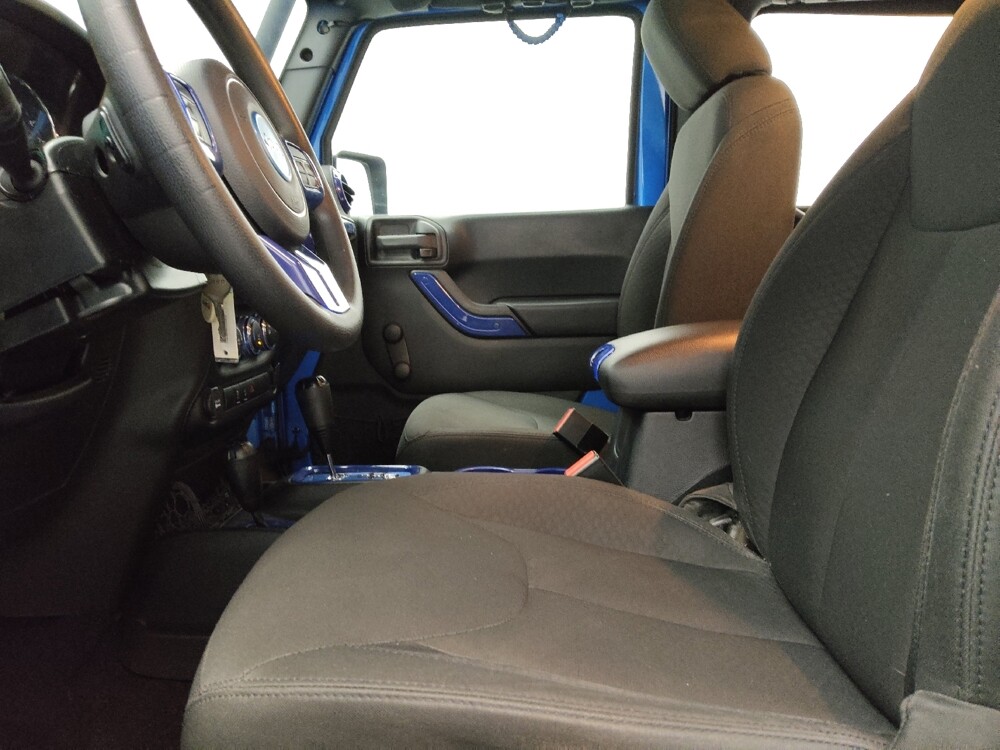 2016 Jeep Wrangler in Lubbock, TX 79424 - 18130954 17