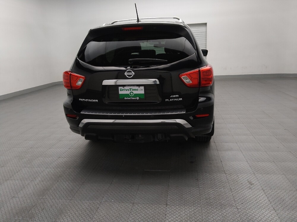 2017 Nissan Pathfinder in Lubbock, TX 79424 - 18130955 7