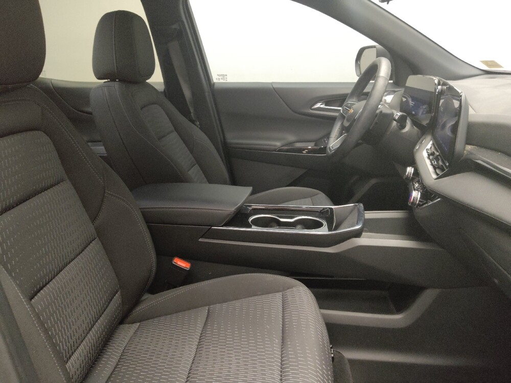 2025 Chevrolet Equinox in Fort Worth, TX 76116 - 18130958 21