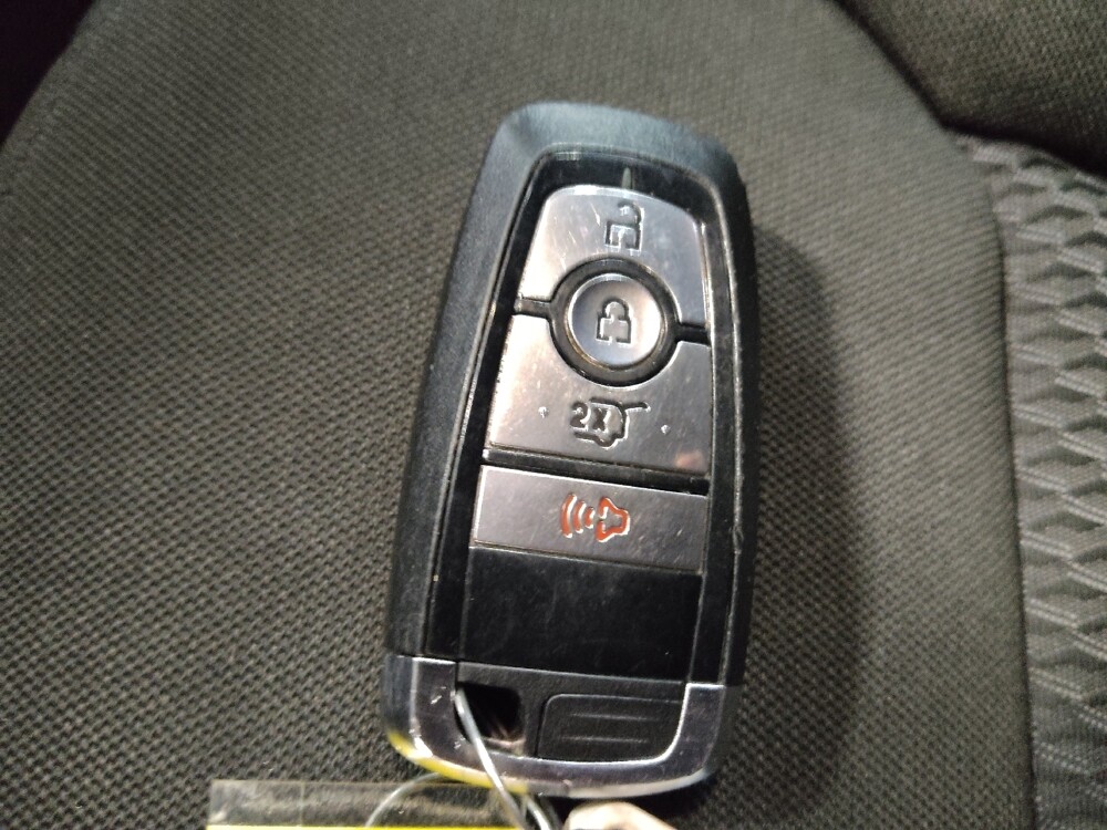 2022 Ford Explorer in Lubbock, TX 79424 - 18130959 32