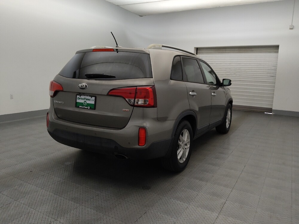2014 Kia Sorento in Mesa, AZ 85210 - 18130960 9