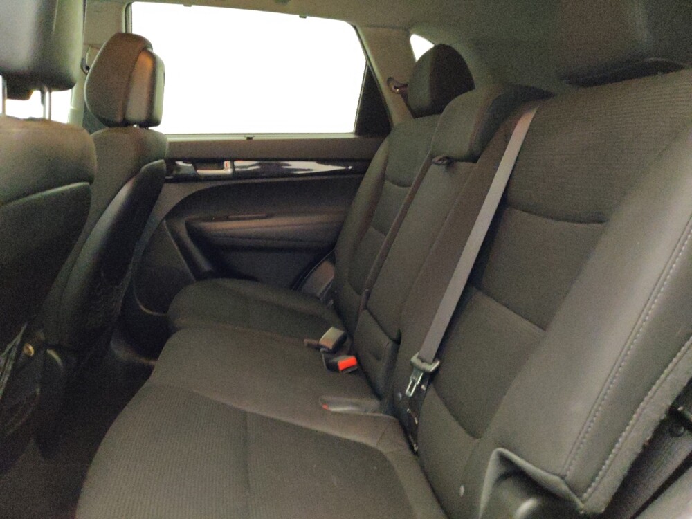 2014 Kia Sorento in Mesa, AZ 85210 - 18130960 18