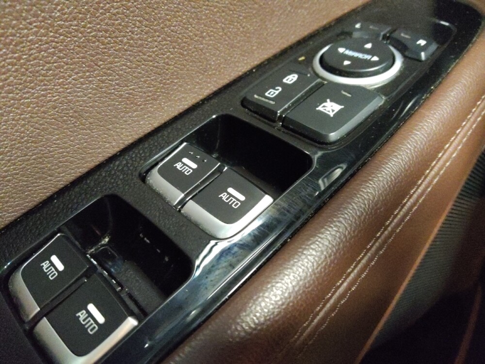 2019 Kia Sorento in Glendale, AZ 85301 - 18130961 27