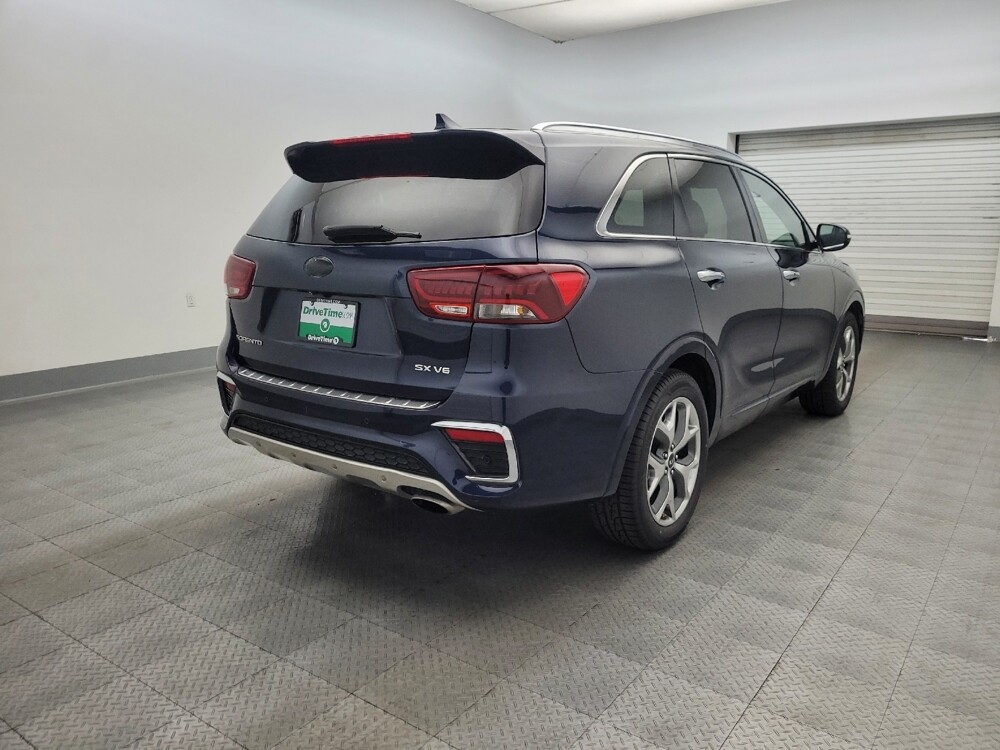 2019 Kia Sorento in Glendale, AZ 85301 - 18130961 9