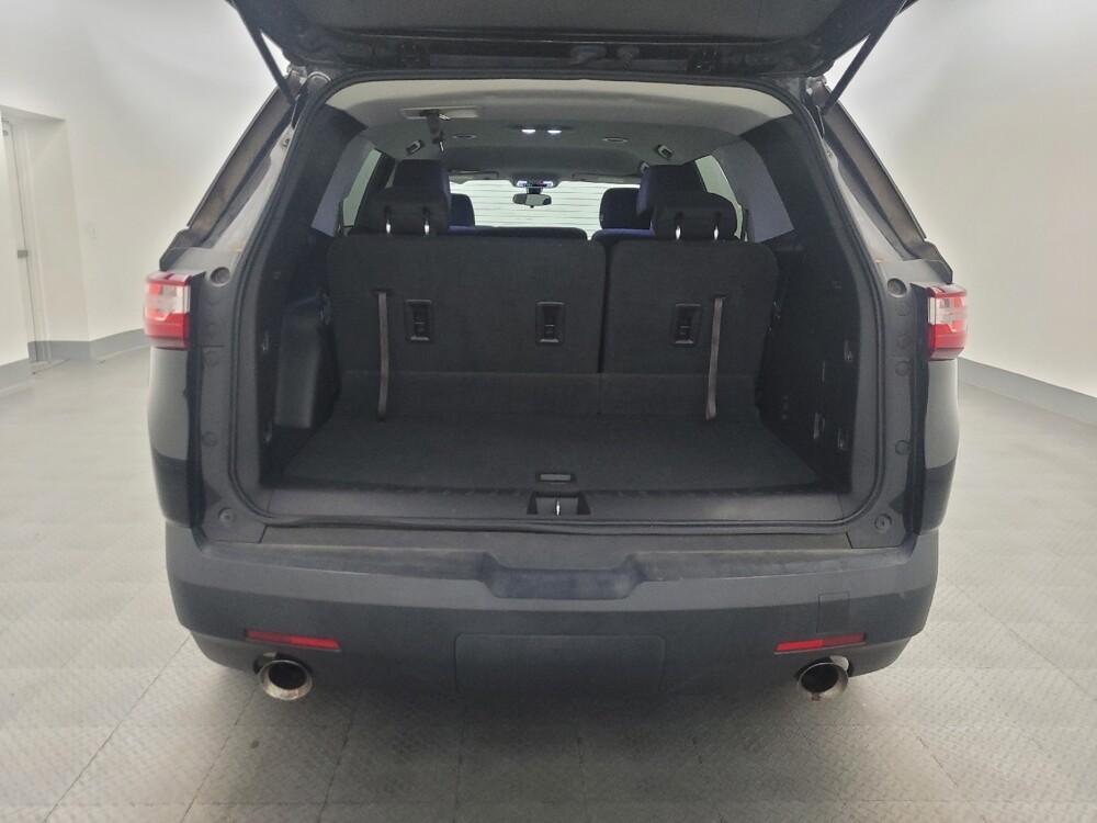 2019 Chevrolet Traverse in Phoenix, AZ 85015 - 18130965 29