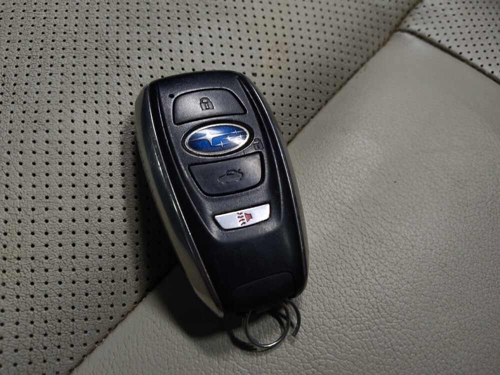 2020 Subaru Ascent in Glendale, AZ 85301 - 18130966 32