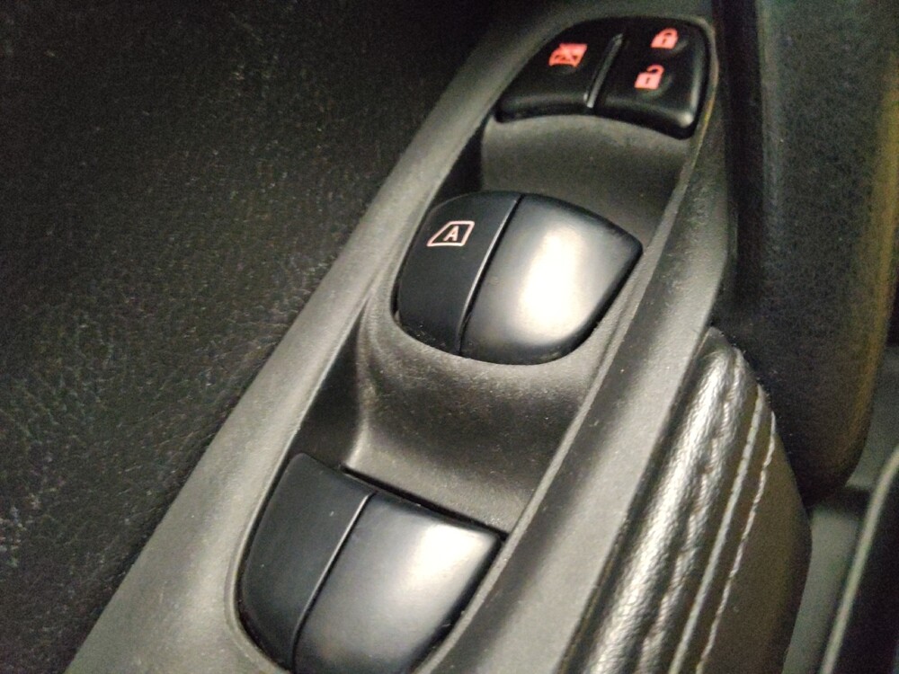 2021 Nissan Rogue Sport in Tucson, AZ 85705 - 18130972 27