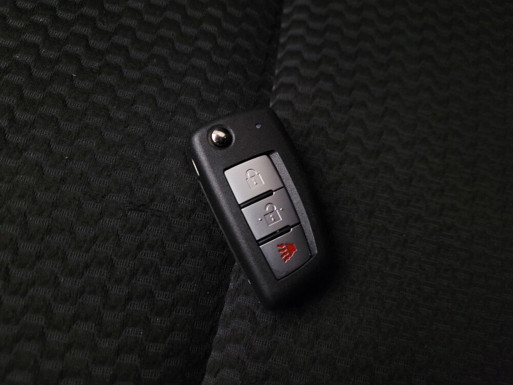 2021 Nissan Rogue Sport in Tucson, AZ 85705 - 18130972 32