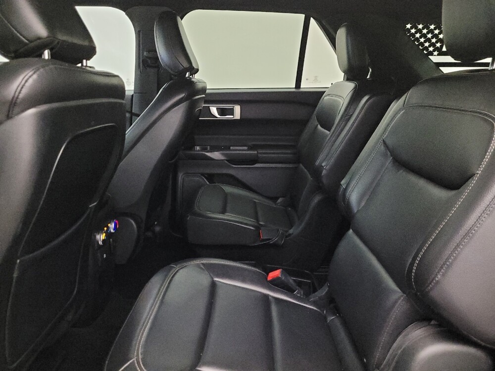 2020 Ford Explorer in Glendale, AZ 85301 - 18130973 18